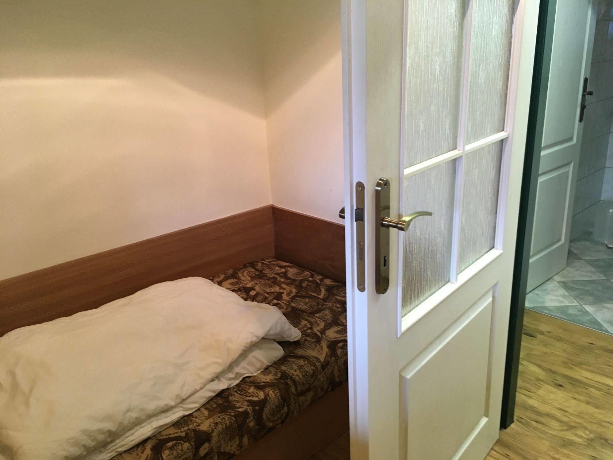 Apartmany Pod Jestedem Liberec Bagian luar foto