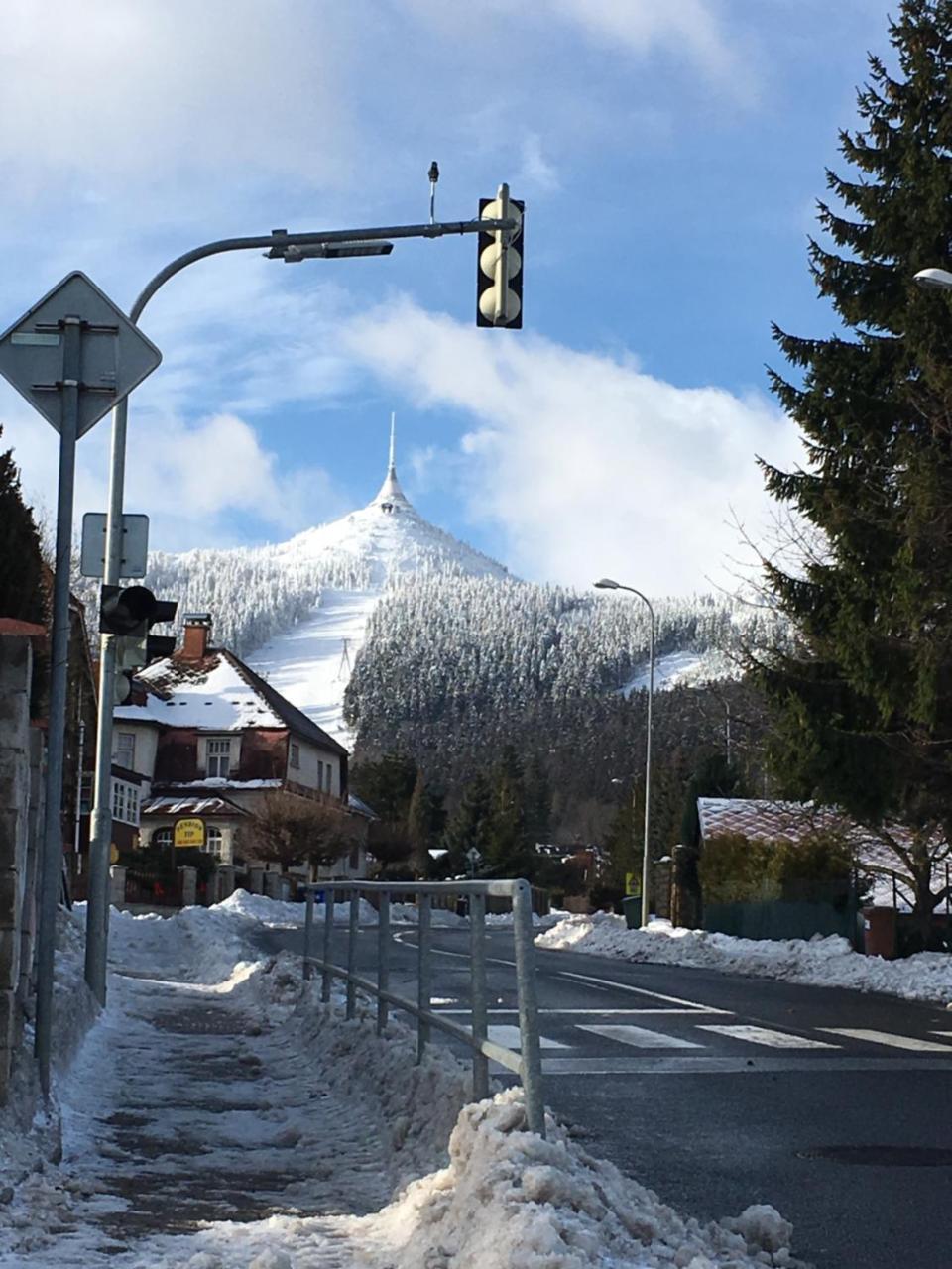 Apartmany Pod Jestedem Liberec Bagian luar foto